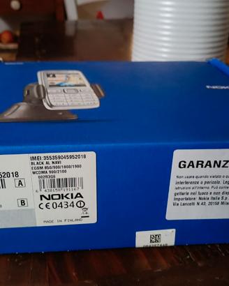 Telefono Nokia E52