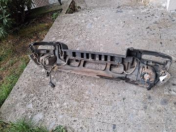 Paraurti anteriore jeep Cherokee