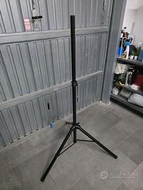 Supporto altoparlante universale