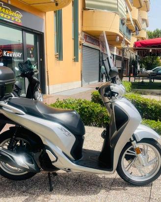 HONDA SH 150 TUTTO INCLUSO ANCHE PASSAGGIO! MINI