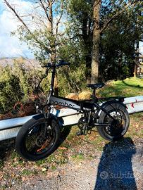 Bicicletta elettrica-Bomber zeta emg