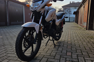 Honda CB125F