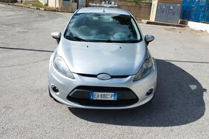 Ford Fiesta 1.4 TDCi  68 CV diesel 2010 