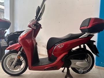 Honda SH 300 i s