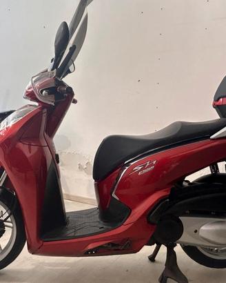 Honda SH 300 i s
