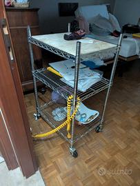 Carrello scaffale in metallo