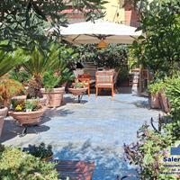 Zona carmine - attico con terrazzo a livello