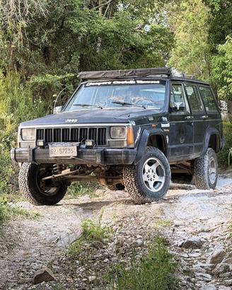 Jeep XJ  Cherokee  4.0 1989 ASI GPL