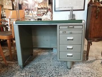 Scrittoio vintage industrial anni 50