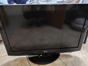  2 televisori identici