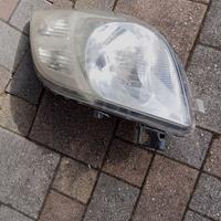 Fanale anteriore destro Toyota Yaris