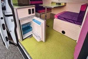 Camper van camperizzato con bagno e doccia