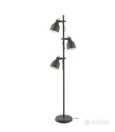 Piantana a tre luci