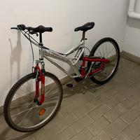 perfetta bici 26, ammortzzata pronto all’uso