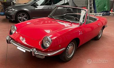 Fiat 850 SPORT SPIDER HARD-TOP IN TINTA.