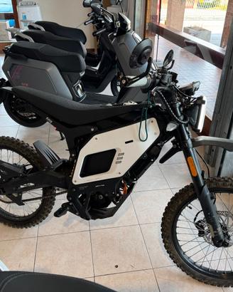 NIU XQi3 elettrica ex demo 11kW garanzia ufficiale