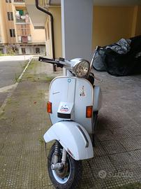 Vespa PX