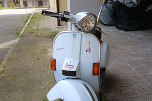 Vespa PX