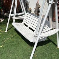 Dondolo + tavolo giardino