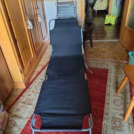 lettino relax nero senza tettuccio 