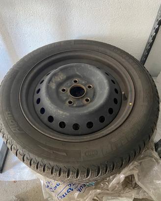Set cerchi ferro 15" per Honda Civic