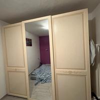 Armadio grande con 3 ante scorrevoli da camera