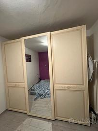 Armadio grande con 3 ante scorrevoli da camera