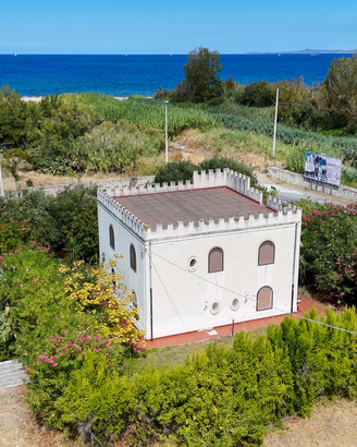 Villa Indipendente con Giardino