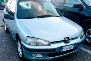 Peugeot 106(Estetica Rallye)