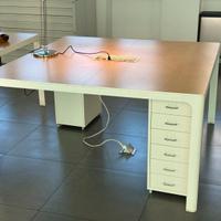 Tavolo scrivania Ikea BEKANT x 4