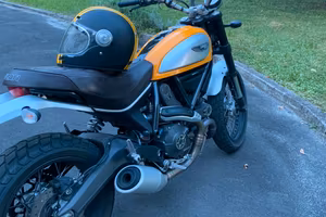 Moto Ducati Scrambler