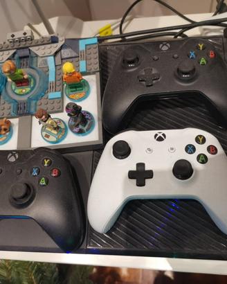 Xbox + HDD 4Tb + Lego Dimension