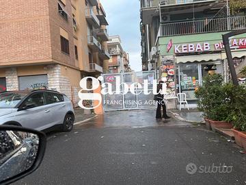 Box/Posto auto Roma [Cod. rif 3310617VCG]