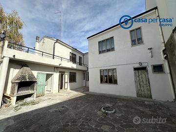 Casa indipendente in pieno centro