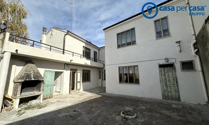 Casa indipendente in pieno centro