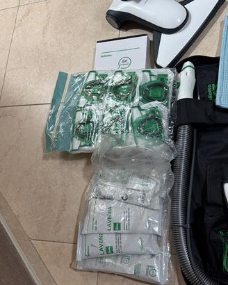 Vorwerk Folletto VK220-Set completo con accessori