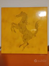piastrella decorativa ferrari