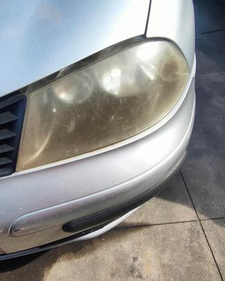 SEAT CORDOBA 2006 FARO ANTERIORE SX/DX