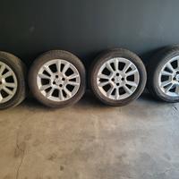 Cerchi da 16" con gomme estive Opel Meriva