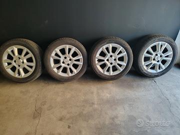 Cerchi da 16" con gomme estive Opel Meriva