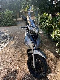 Kymco 125 people S
