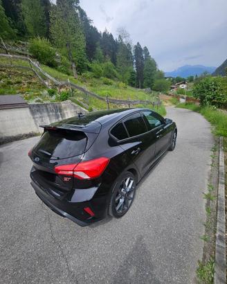 Focus St 280 cv