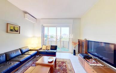 Quadrilocale con balcone zona Stadio
