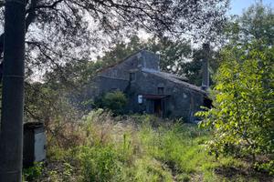 Villa da ristrutturare