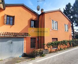 Casa indipendente. Rif. 421