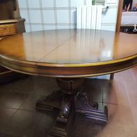 N.2 Tavoli antichi in legno intarsiato + sedie