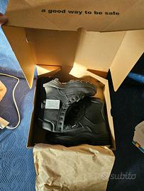 Anfibi Soldini Neri N. 40 Nuovi.