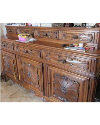 Credenza
