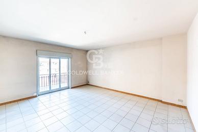 3 locali - Santa Venerina