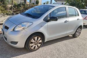 Toyota Yaris 1.0 2011 69cv 50.000 km Unico Propr.